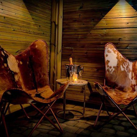 Le Spa Du Cabanon: Cabanon De Luxe Avec Spa Entierement Privatif Ай Экстерьер фото